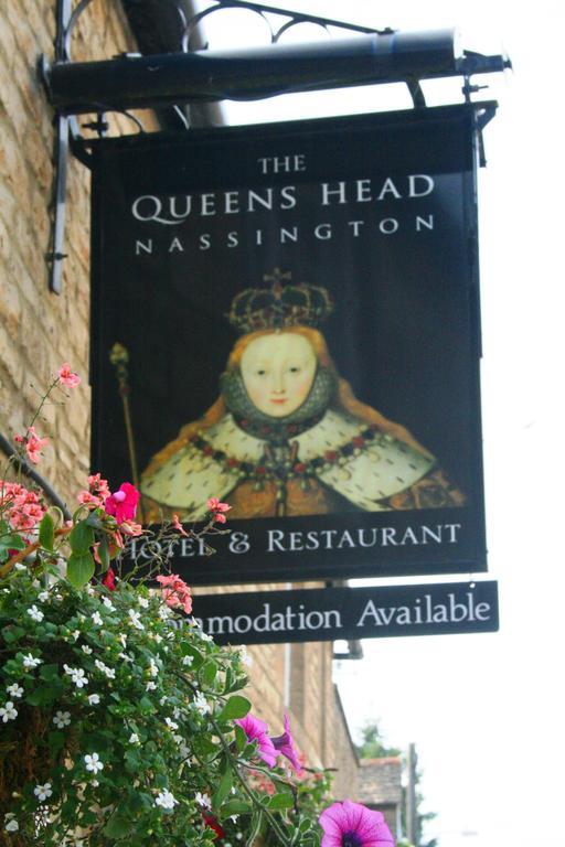 Queens Head Inn Nassington Extérieur photo