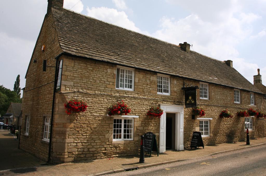 Queens Head Inn Nassington Extérieur photo